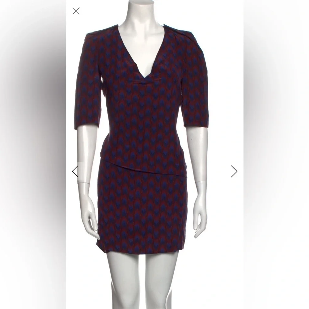 Maje Blue and Red Patter Mini make size 2 is equal to w med size in pic